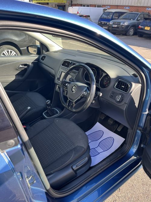 Volkswagen Polo TSI Hatchback 5 Door 2014-2017 1.2 — image 11