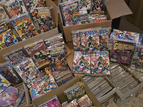 Marvel Comic Box Mixed Lot 20 Back Issues Marvel Comic Bundle — image 7
