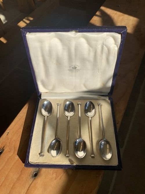 Mappin & Webb Solid Silver Spoon Set of 6 Hallmarked in Presentation Box