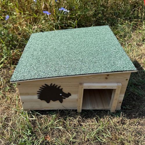 Wooden Hedgehog House & Hibernation Shelter Feeding Station with 2 Chambers — image 9