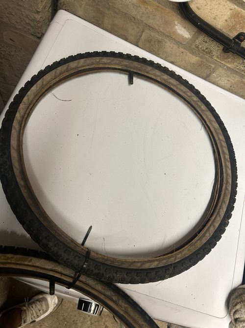 Mitsuboshi Comp 3 III bmx 20” Tires & Tubes 20x1.75 Old School Vintage Bmx — image 4