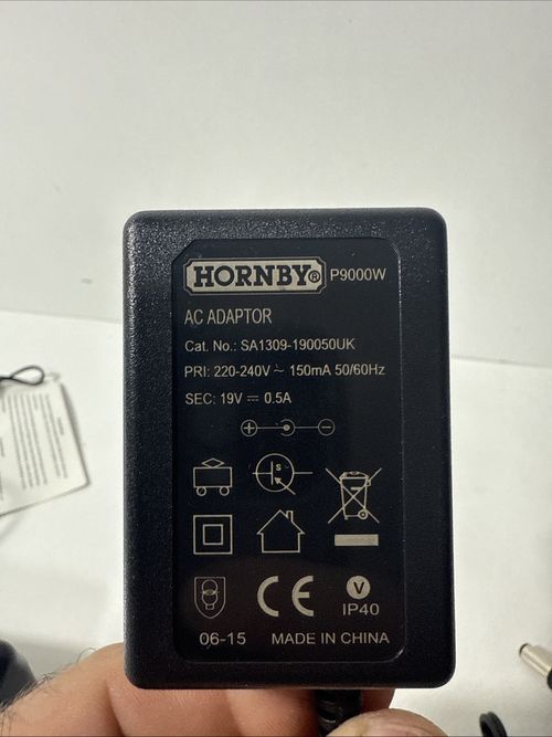 Hornby R8250 Train Controller & P9000W Transformer — image 2
