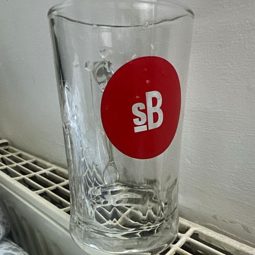sB Clear Glass Pint Beer Glasses Pint Glass with Red sB Logo