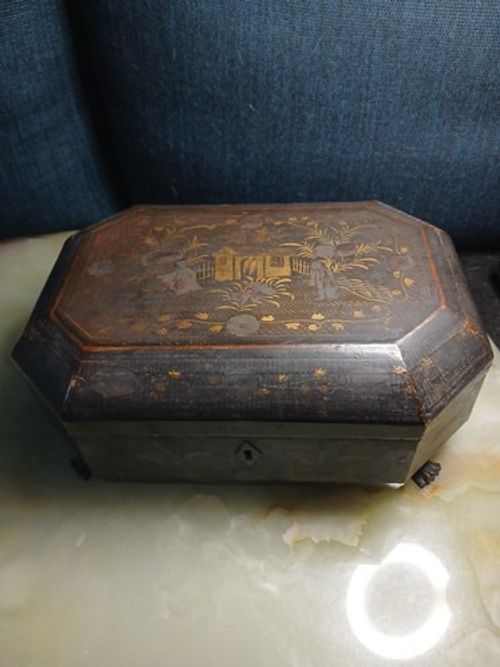 Antique 19thc Chinese Export Black Laquer Sawing Box Chinoiserie C1840 Gilt Feet