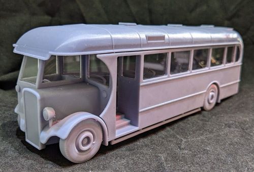 7mm 1:43.5 O AEC Regal T Class Bus "Bertie" — image 5