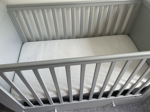 Mama & Papas Cot - Mia Collection In Grey - Excellent Condition — image 2