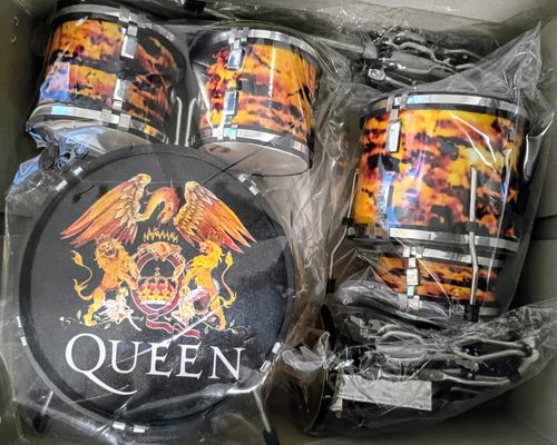 Roger Taylor • Queen • Exclusive Mini Drum Set — image 1