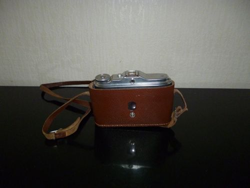 Agfa Isolette Vintage Camera Folding With Original Case Silver Black — image 3
