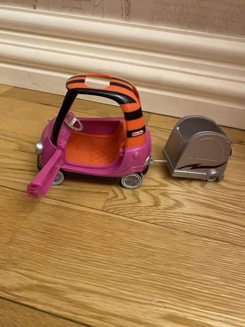 LOL Surprise Doll Little Tikes Cozy Coupe Pink Flame Car with Trailer 3SP1CY MGA — image 9