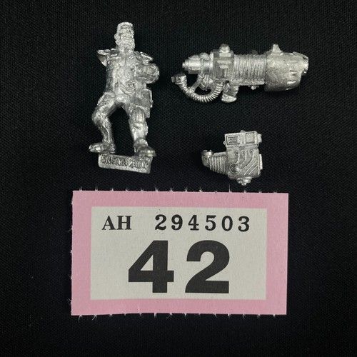 VAN SAAR GANGER HEAVY WITH PLASMA CANNON METAL NECROMUNDA WARHAMMER 40,000 40K
