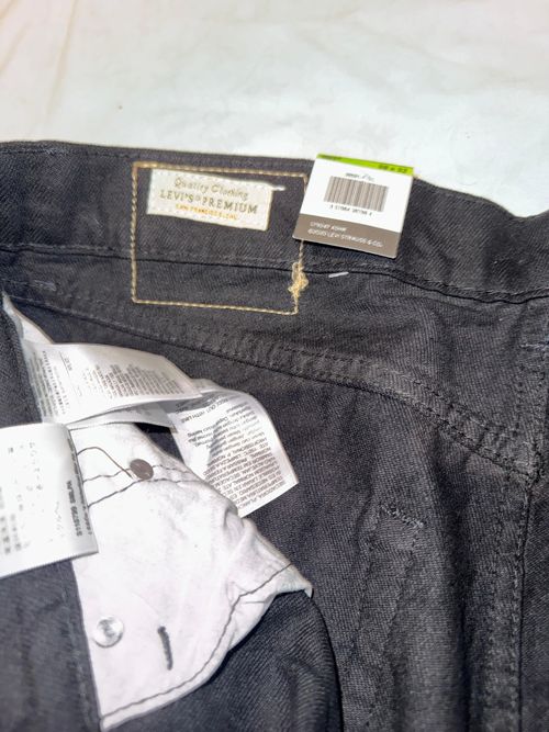 Levi's 501 - Mens Original Straight Fit Regular Leg Denim Jeans Brand New — image 5