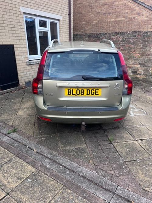 VOLVO V50 2.0 DIESEL GREEN 2008 (58 REG) Spares or Repairs