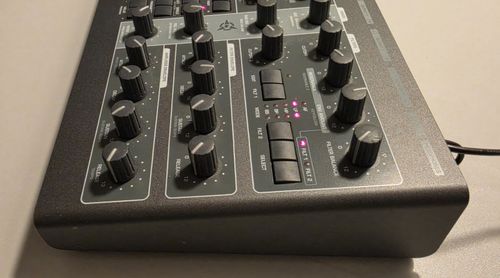 Access Virus TI2 Desktop Synthesiser — image 9