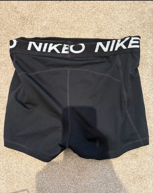 Women’s Nike Pro Shorts Size Medium — image 3