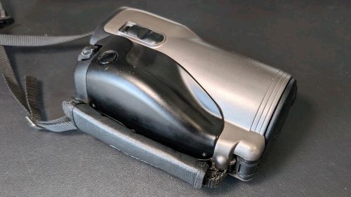 Canon Autoboy JET 135/ Photura 135/Epoca 135 Film Camera (Excellent Condition) — image 2
