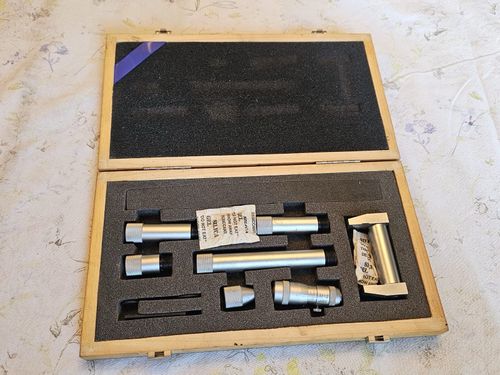 Blueline Tools 2”-12” Tubular Inside Micrometer — image 1