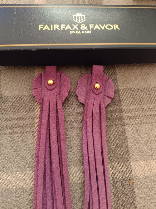 Fairfax & Favor Purple/Magenta Flower Tassels — image 1
