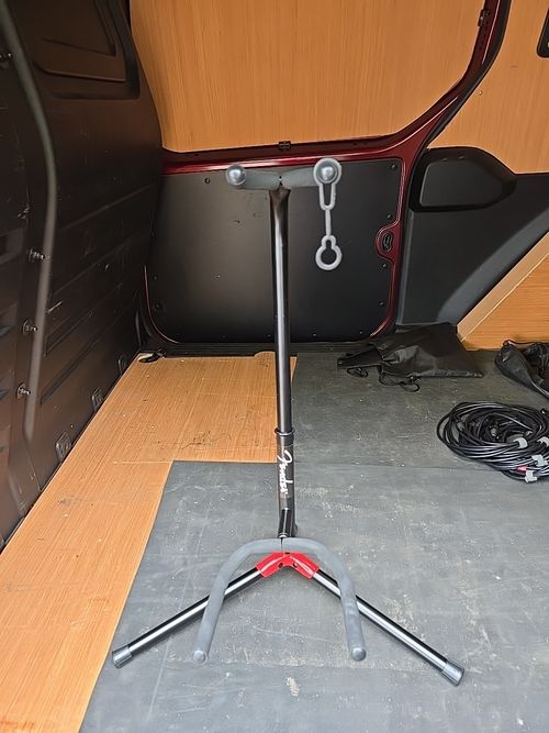 Fender Folding Guitar Tripod Stand (Black/Red) — image 1