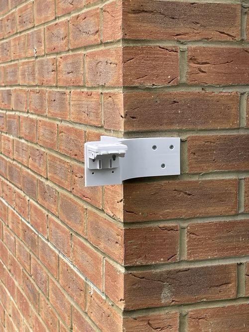 Eufy S4 EufyCam Solar External Corner Wall Mounting Bracket Arm 45 Degrees — image 4