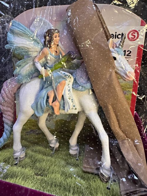 Schleich Bayala Fairy Riding Winged Unicorn Figurine 70569 Mythical Creature