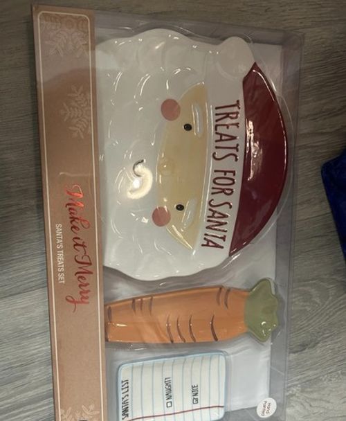 Treats for Santa Carrot Plate Father Christmas Candy Dish Child