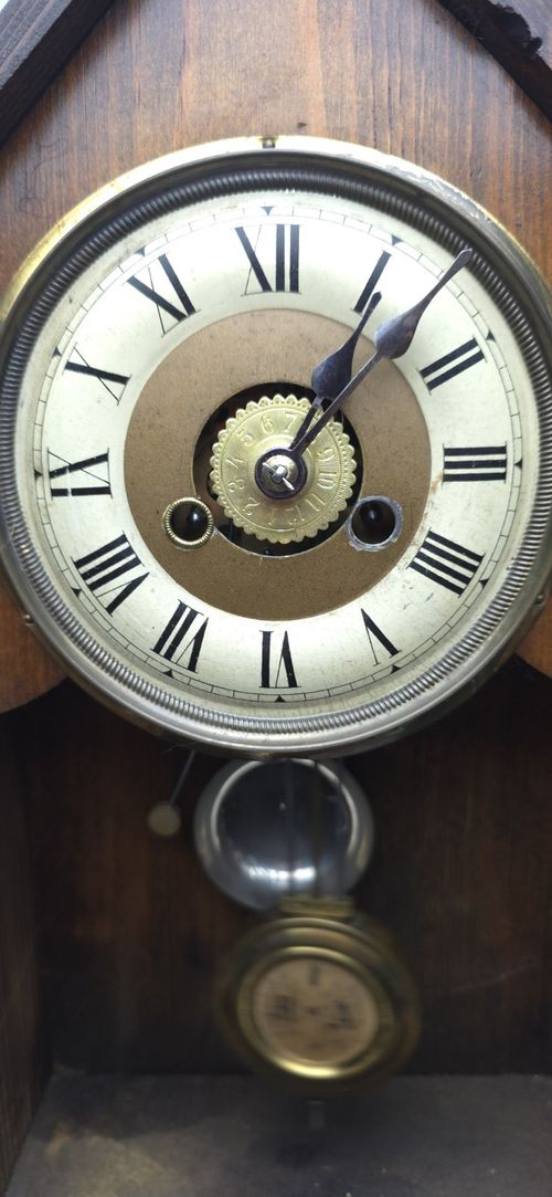 Antique Gingerbread/  Kitchen Shelf Clock Brass Cherub Mounts For Repaire — image 4