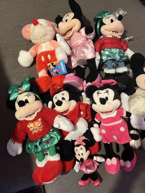Disney Minnie mouse Plush Soft Toys Bundle/Lot uk post only 1need batteries — image 3