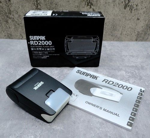 Sunpak RD2000 Electronic Flash Unit for Canon E-TTL II Ver2 - Complete Working