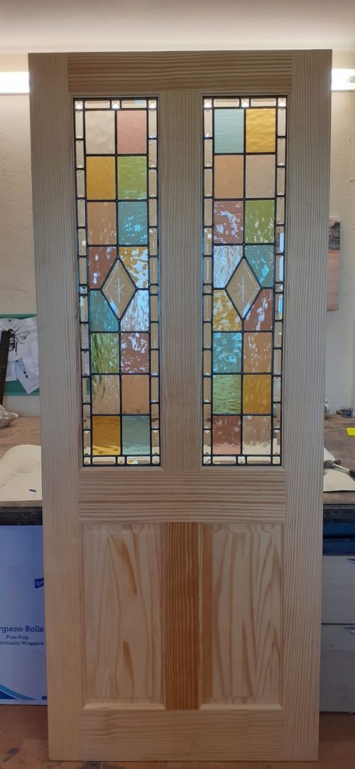 ( Brand New ) Traditional Stained Glass Internal Door (Clear Pine) — image 1