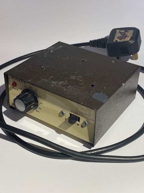 Gaugemaster E Series (EN60-742) Single Track Controller (Analogue) — image 3
