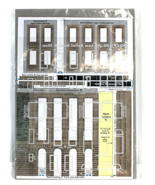 METCALFE OO/HO SCALE LOT OF 4 WALL/PLATFORM CARD CONSTRUCTION KIT PACKS — image 3