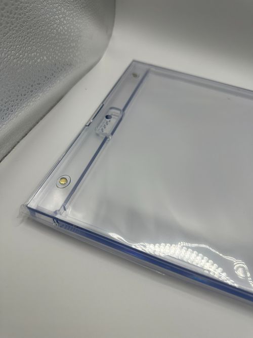Current Size Comic Acrylic UV Display Case with Magnetic Seal 1 Pack — image 10