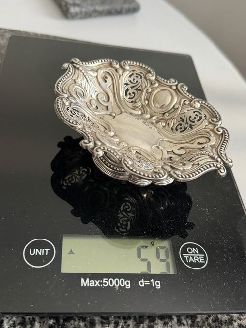 Victorian Solid Silver Bonbon Dish Repousse  Decoration Henry Harrison 1893 59g — image 7