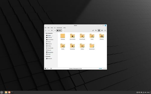 Linux Mint 22.3 Cinnamon 64-Bit on a Bootable 8GB USB Flash Drive — image 4