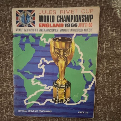 Genuine Original 1966 World Cup Official Souvenir Programme Tournament Brochure — image 1