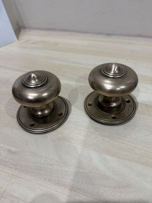 Pair solid cast brass round antique door reclaimed door knobs not sprung  2”