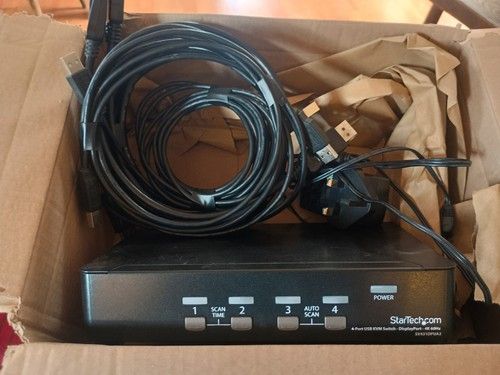 StarTech 4-Port KVM Switch 4K 60Hz DisplayPort SV431DPUA2