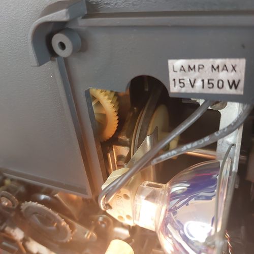 Bauer T 525 Microcomputer Duoplay Super 8 Projector w/ Schneider Xenovar... — image 4