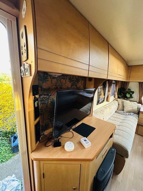 Bailey Olympus 462 Off Grid Very Good Condition Caravan — image 7