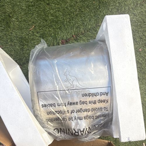 Kangarillo Hand Dryer in Box with Included User Manual Instructions Guide — image 2