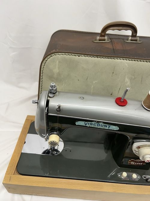 Vintage Viscount Vimatic Precision De Luxe Sewing Machine Case Retro Working — image 11