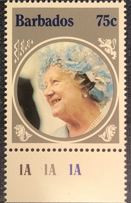 QUEEN MOTHER  -- STAMPS --   LIFE AND TIMES. --  PLUS THREE  MINI SHEETS — image 1