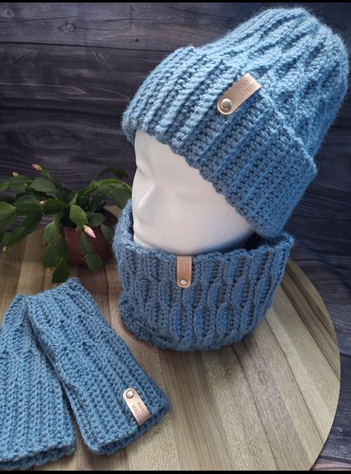 Handmade Crochet Winter Set – Hat, Snood&Fingerless Gloves, 65%wool, 35% alpaca — image 1