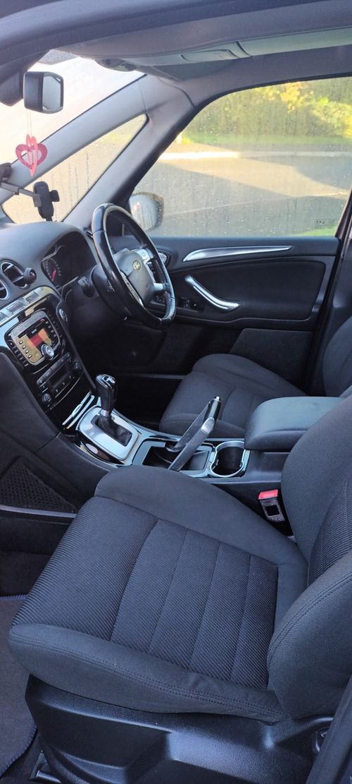 ford galaxy — image 6