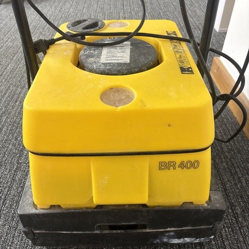 Karcher Br400 Floor Scrubber