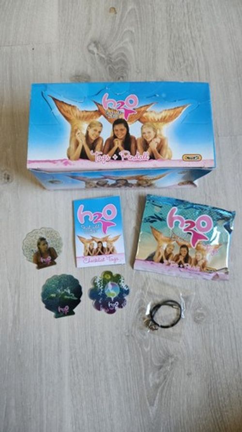 H2o Just Add Water Blind Bag Tags Complete Box With 20 Sealed Bags