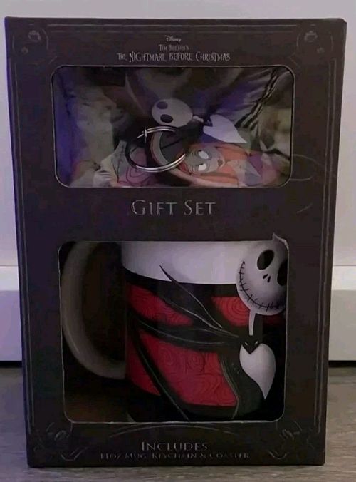 Nightmare Before Christmas Mug, Coaster and Keyring Set in Gift Box — image 1