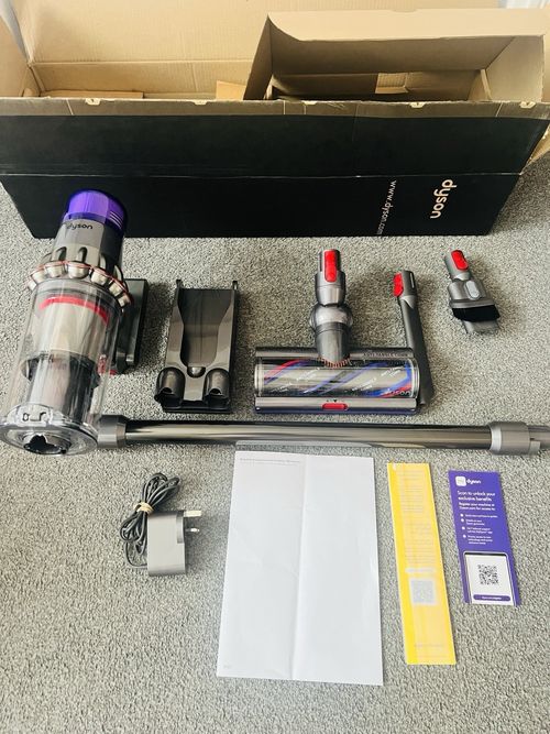 Dyson V15 Detect Cordless Vacuum Cleaner | 12 months Dyson Guarantee — image 6