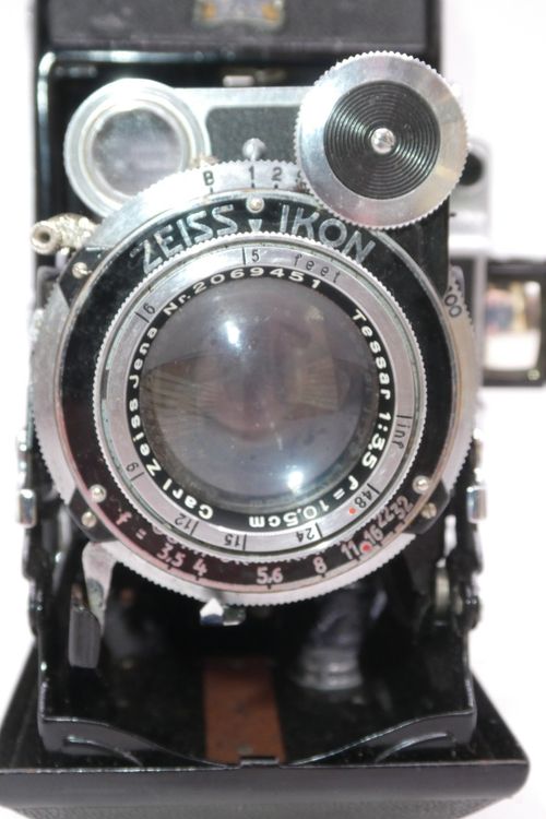 Zeiss Ikon Super Ikonta 531/2 Folding Camera - Carl Zeiss 10.5cm f/3.5 Lens — image 2