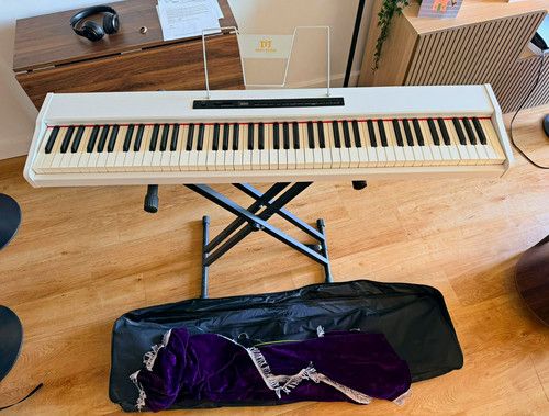 MUSTAR KD-815A 88-Key Digital Piano White, Stand, Pedal, Case, Music Rest